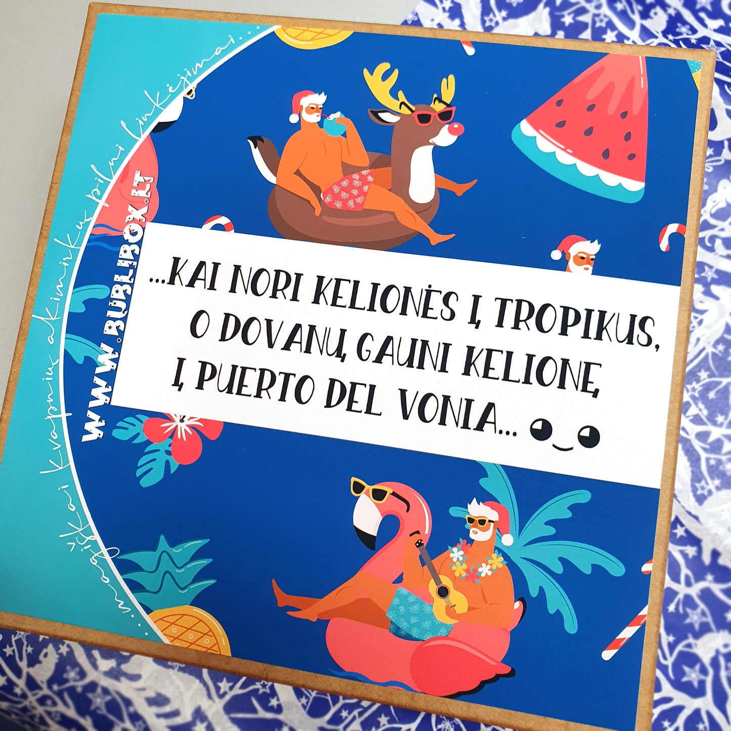 KALĖDINĖ DĖŽUTĖ: puerto del vonia